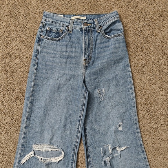 Levis Premium Jeans Womens Size 24 High Loose Flare Distressed Light Wash Blue - Picture 3 of 16